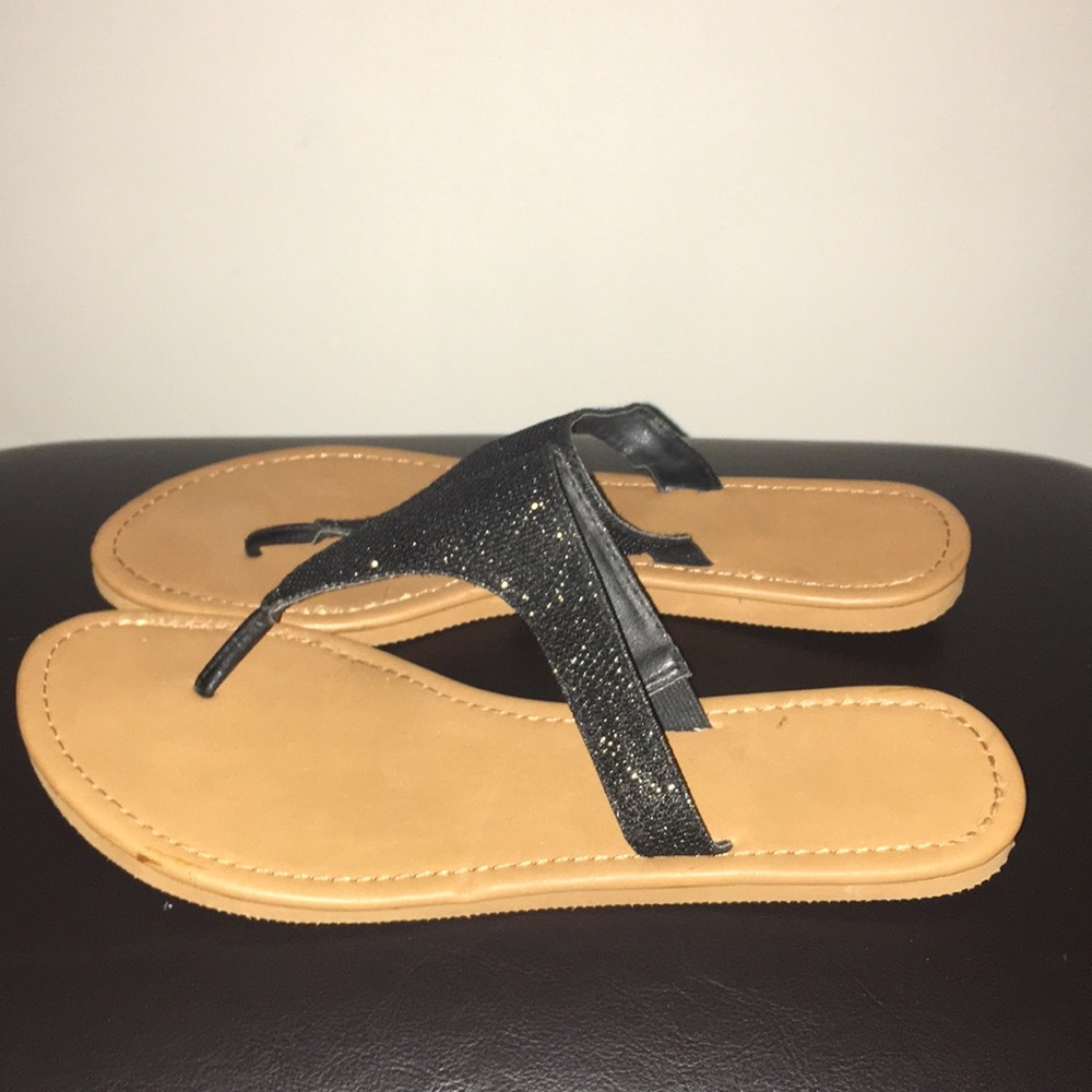 Shoes - Picture 2 of 3